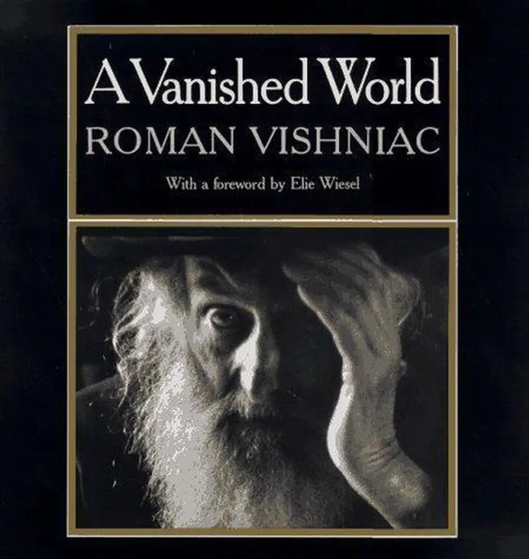 A vanished world - Roman Vishniac Seizoensaanbieding