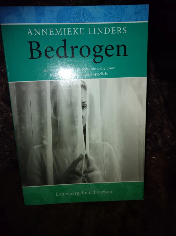 Bedrogen - Annemieke Linders Shop Nu