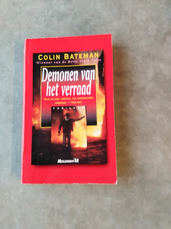 Betaalbaar Demonen van het verraad - C. Bateman