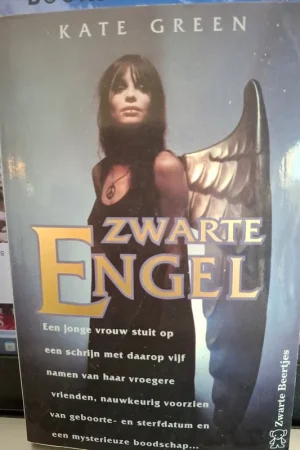 Zwarte engel - Kate. Green Merkproduct